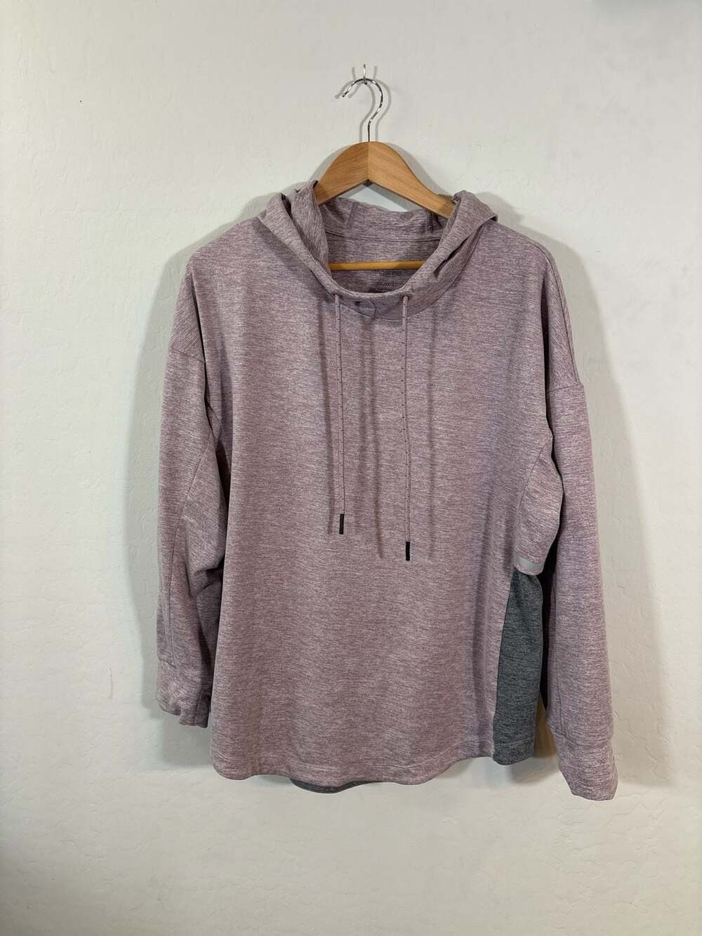 Serene Tangerine Women's Lavender & Grey Colorblock Soft Pullover Hoodie, Size X